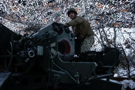 Ukraine-Russia newest: Kyiv disputes that Putin’s forces have captured frontline Kurakhove as Kursk battle rages