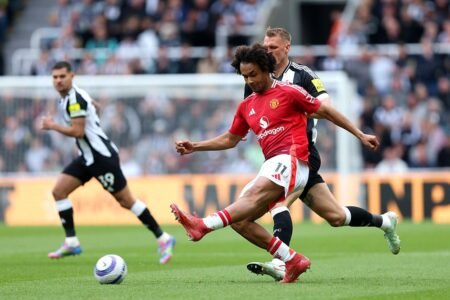 Newcastle vs Man United LIVE: Hosts retake lead shortly after restart with Harvey Barnes purpose