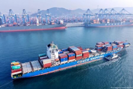 Shipping nations agree on historic greenhouse gasoline tax